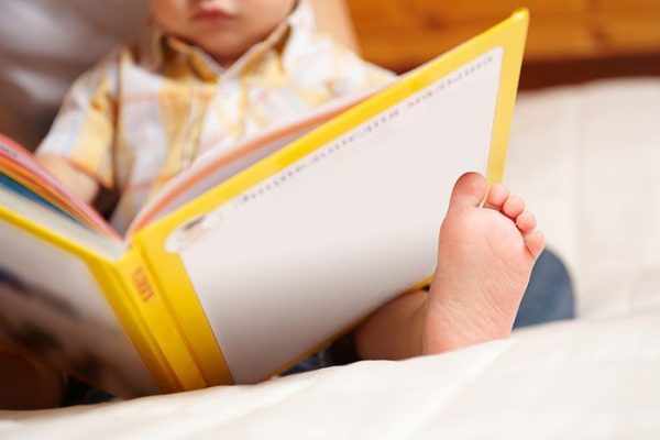 Чтение книг с ребенком до 3 лет: как выбрать правильные книги